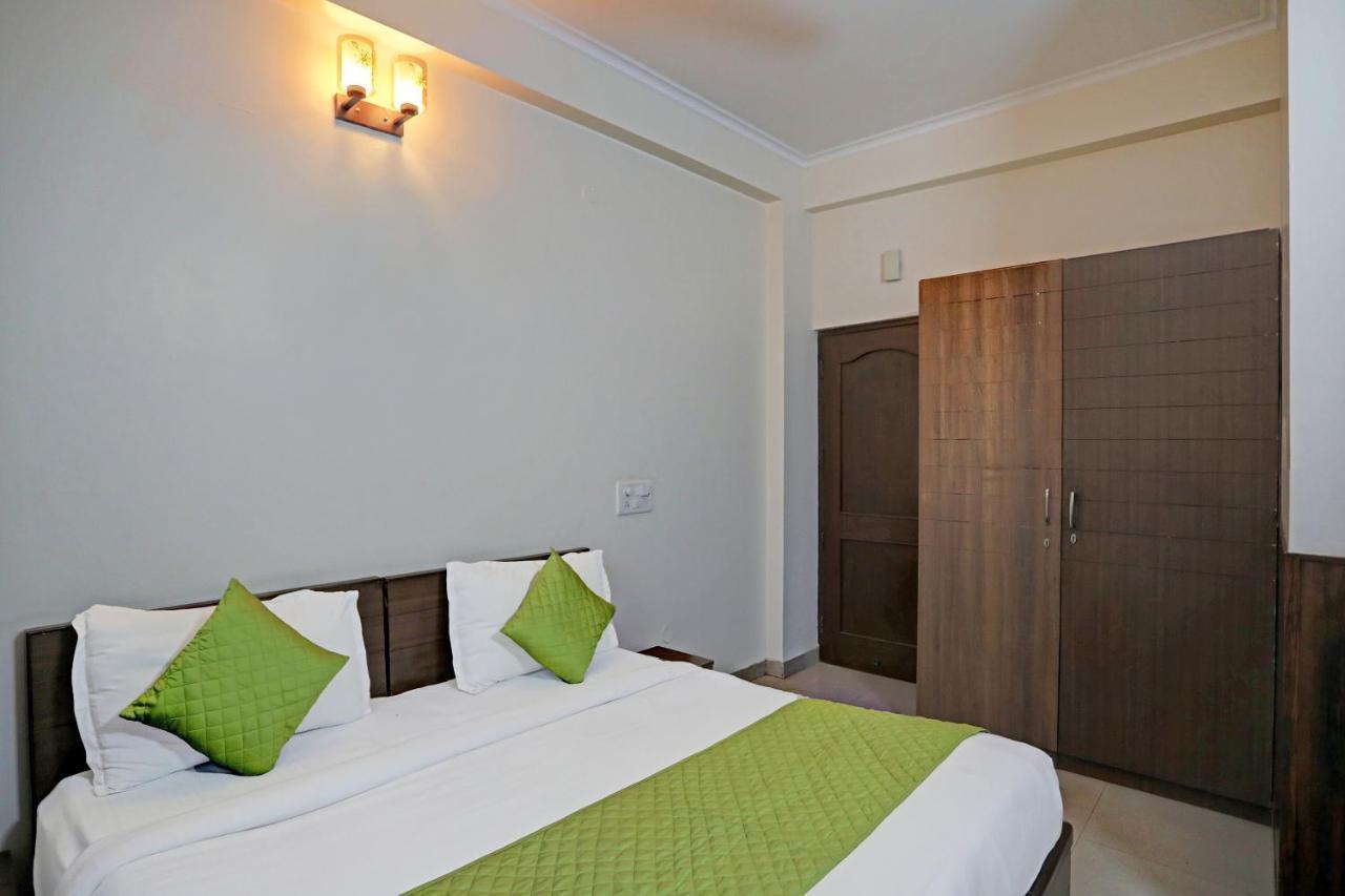 Hotel Grand Tushar - Ghaziabad Railway Station Exterior photo