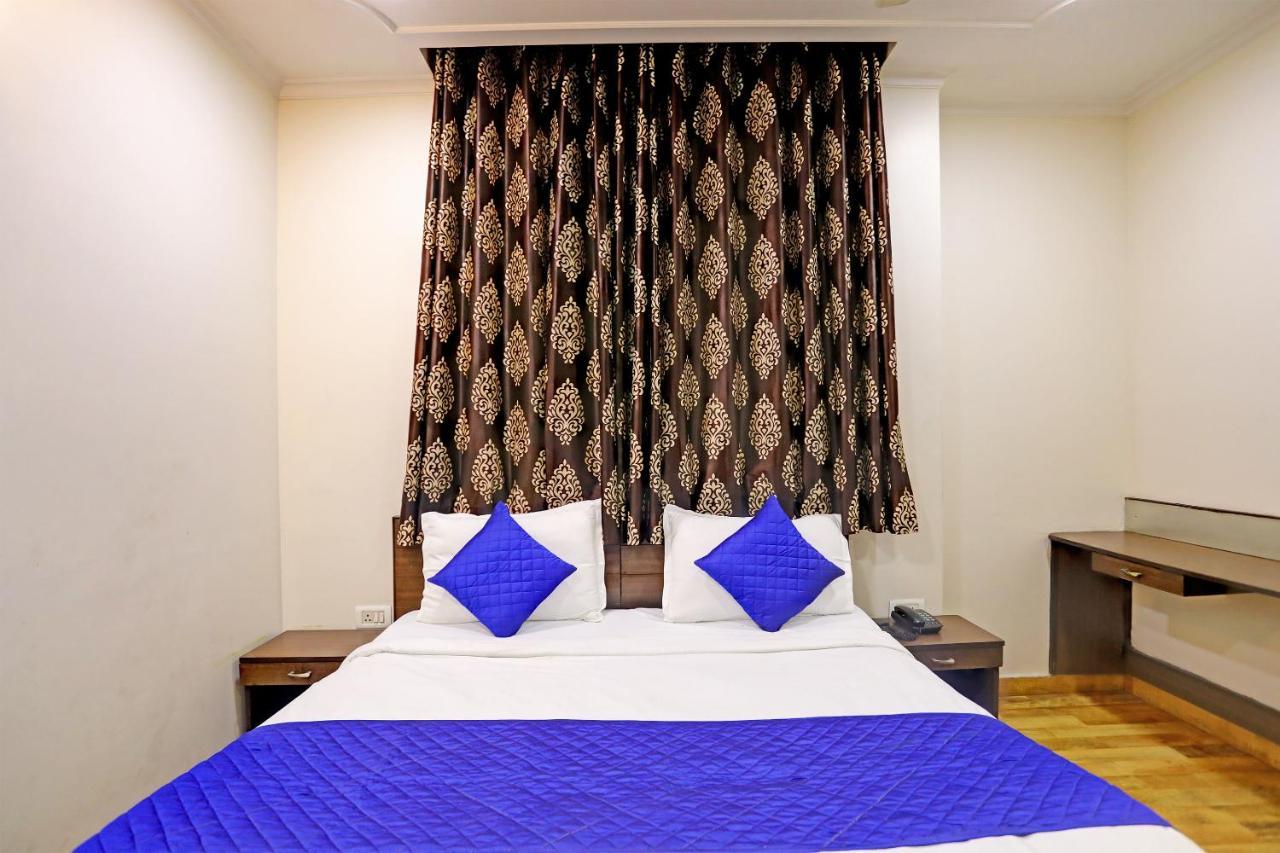 Hotel Grand Tushar - Ghaziabad Railway Station Exterior photo